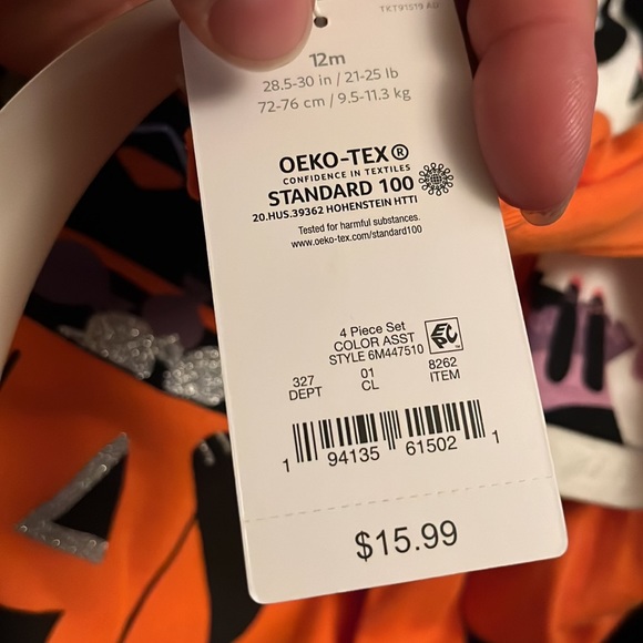 J.o.y by carters Halloween 4 of pajama set - Picture 2 of 4